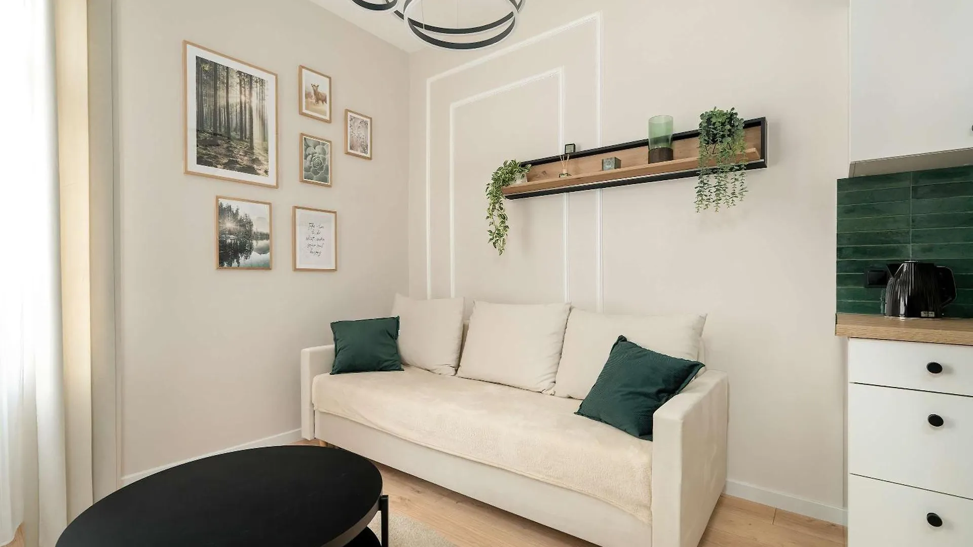 Bright Apartment Close To The Old Market Square In Poznan By Noclegi Renters